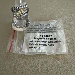 💛 Bomb Party Tangled in Elegance Ring | Size 8 | Lemon CZ | Hematite